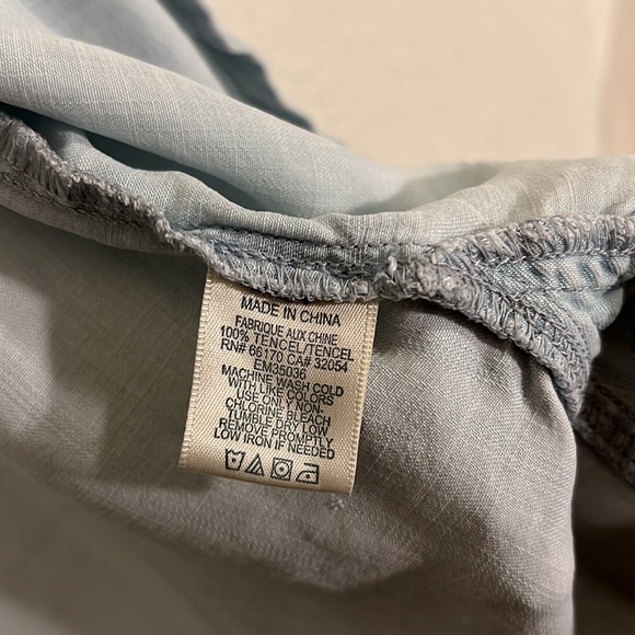 Cloth & Stone Button-Down, size medium. - Picture 9 of 12